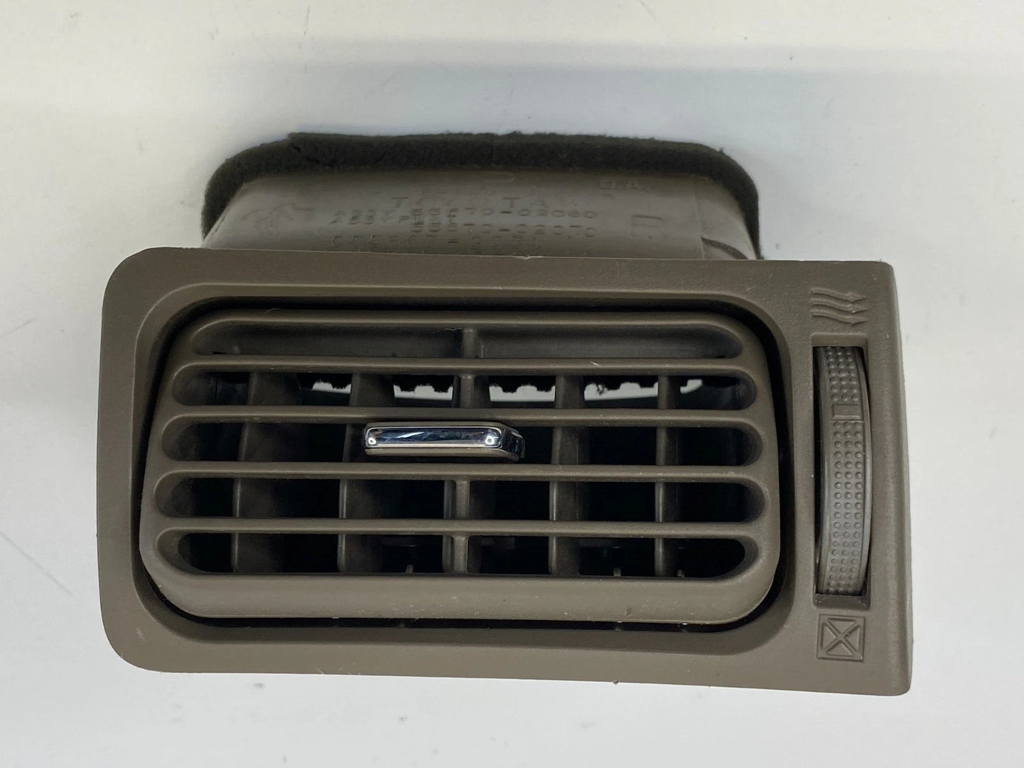 2003-2008 TOYOTA COROLLA DASH RIGHT AC AIR VENT OUTLET DUCT GRILLE 55670-02060