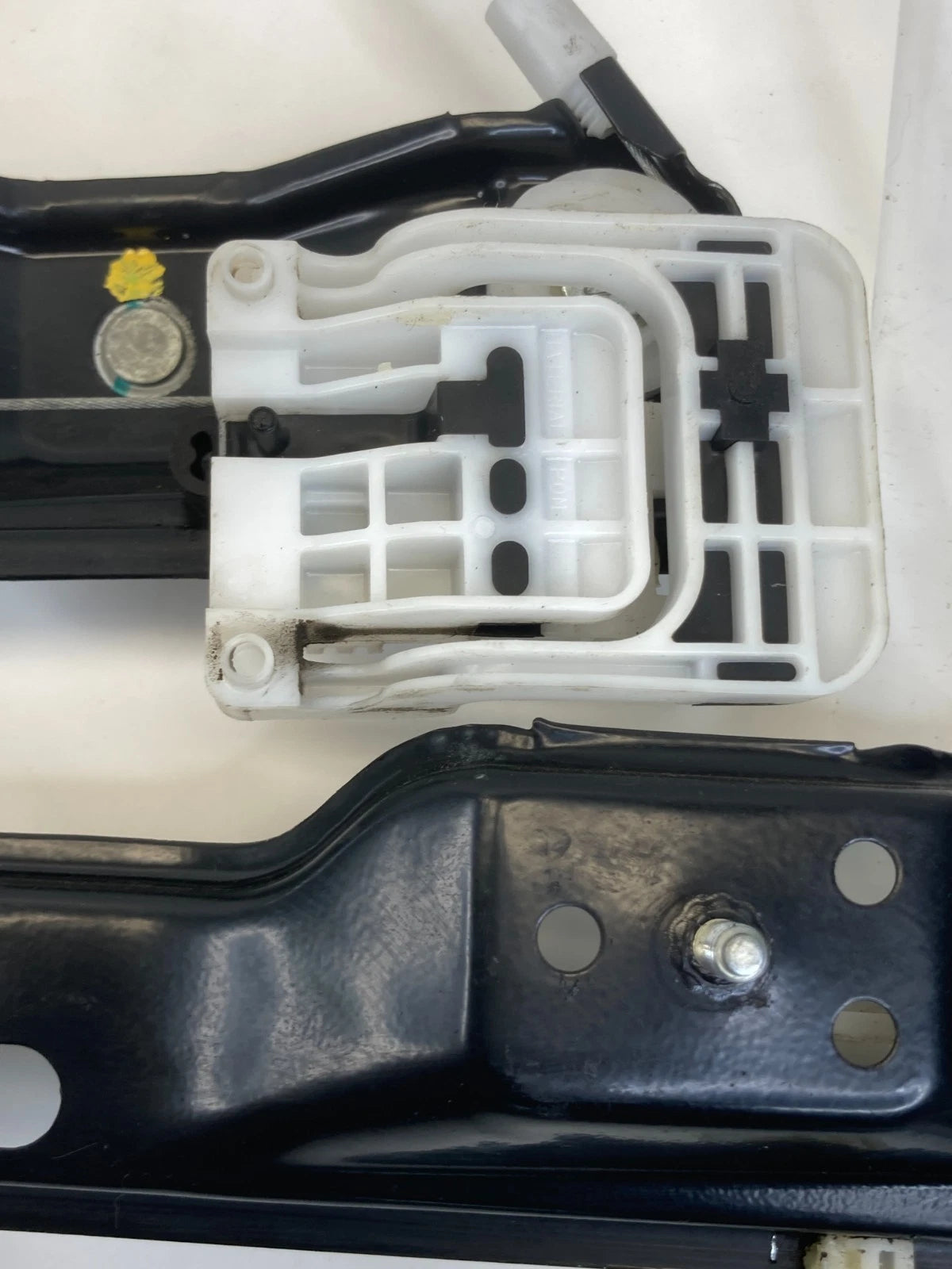 09-19 FORD FLEX FRONT RIGHT PASSENGER SIDE DOOR WINDOW REGULATOR WITH MOTOR OEM