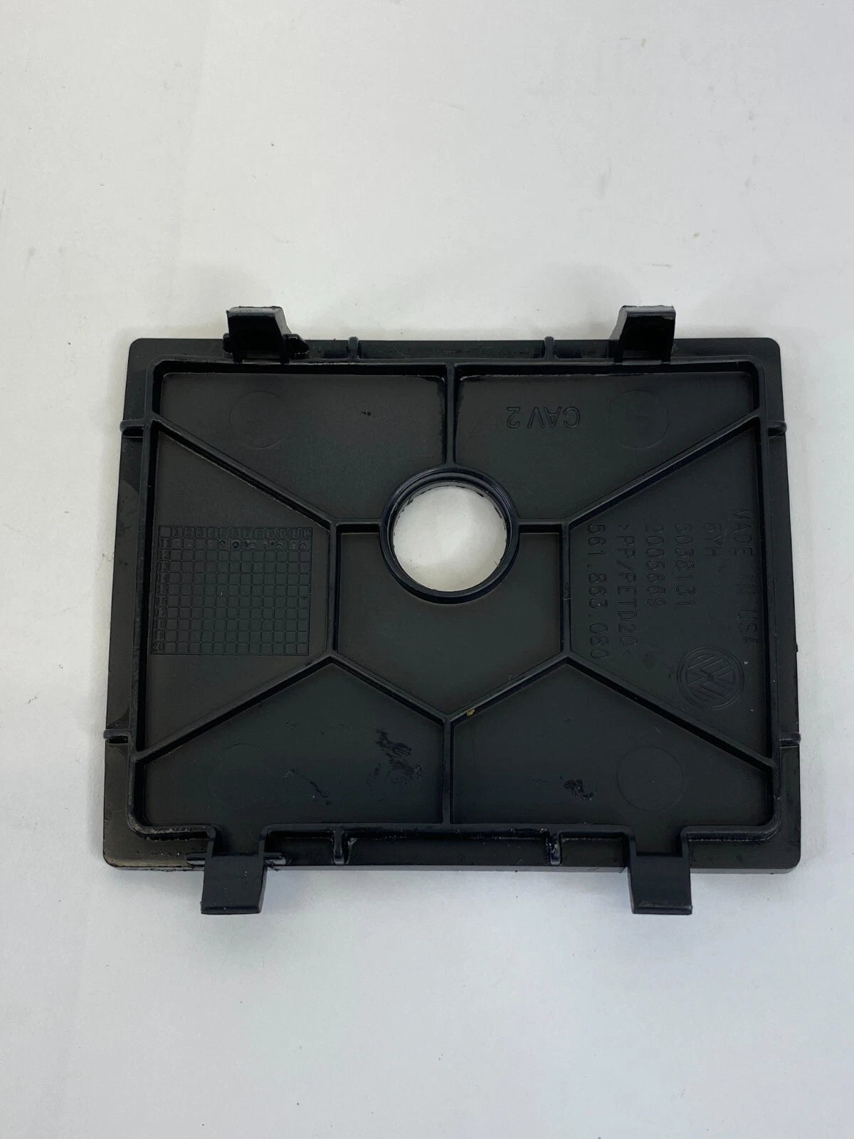 2012-2019 VOLKSWAGEN PASSAT SEDAN CENTER CONSOLE TRIM BRACKET COVER 561863080
