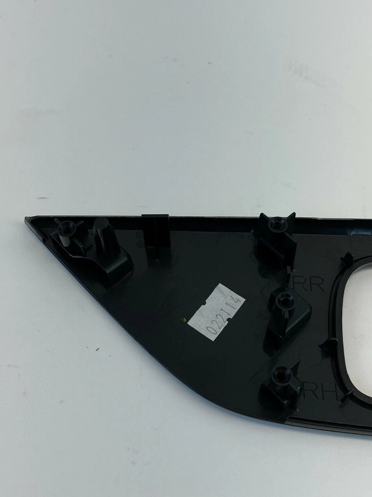 13-18 NISSAN ALTIMA SEDAN REAR RIGHT INNER DOOR HANDLE BEZEL TRIM 82964-3TXXX
