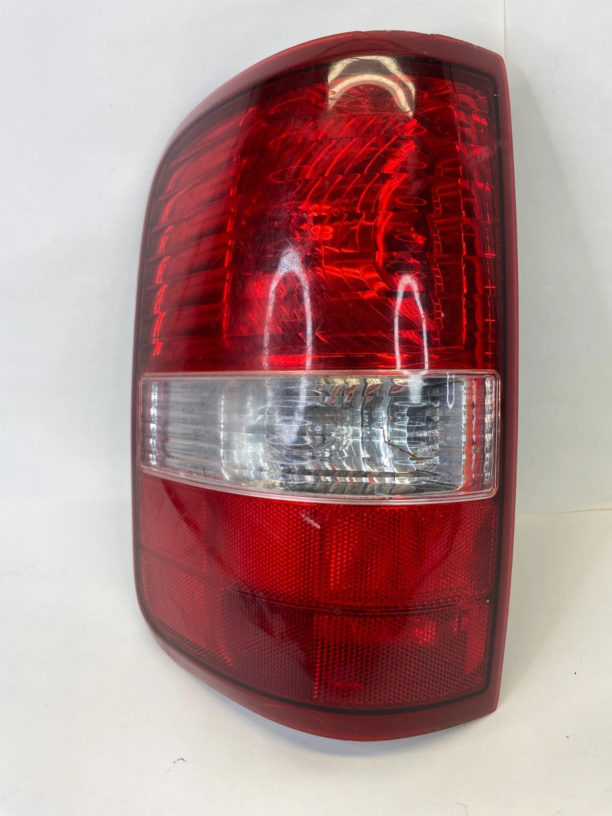 2004-2008 FORD F-150 F150 REAR LEFT TAIL LIGHT LAMP TAILLIGHT 5L34-13B505-C OEM