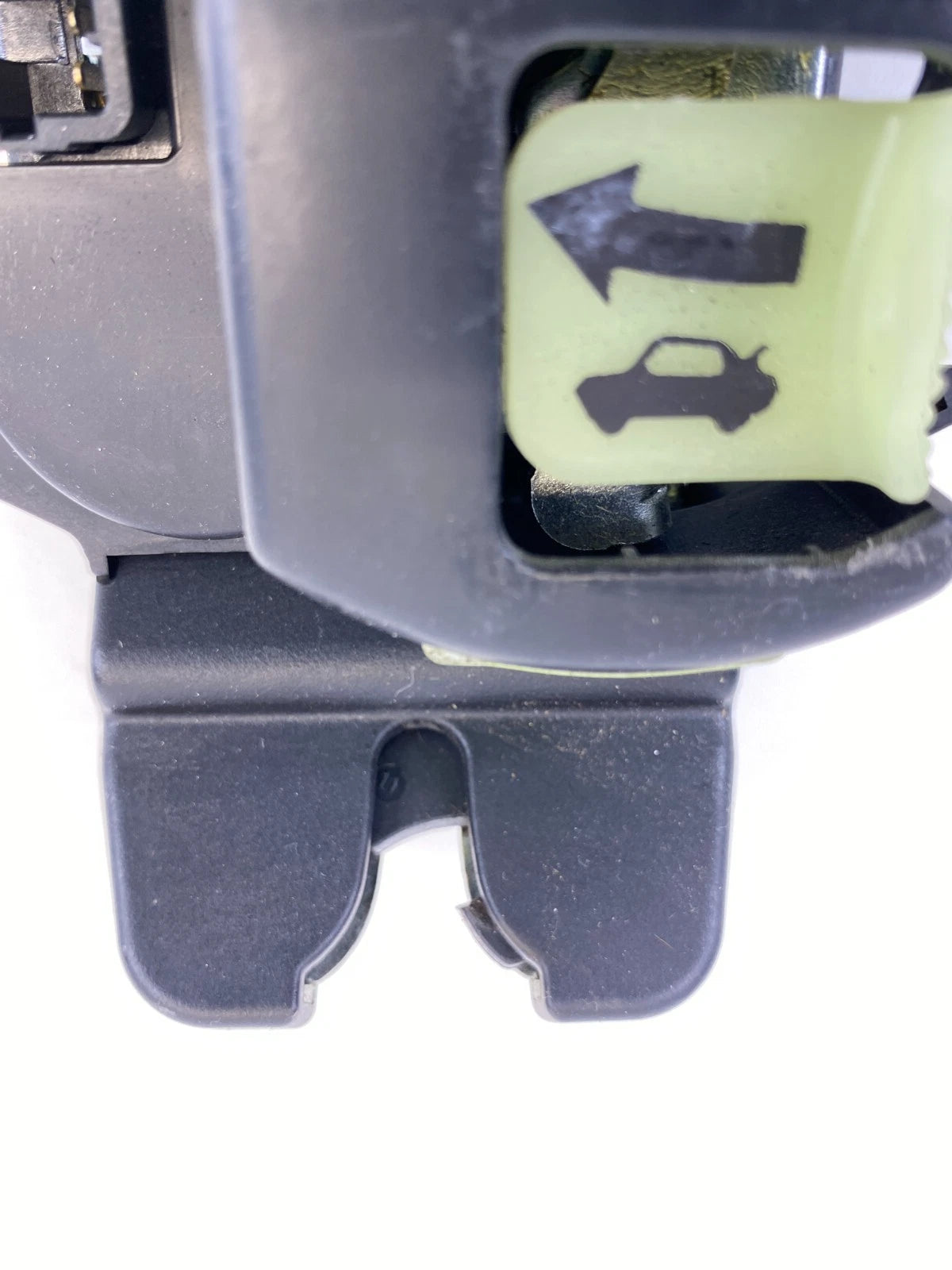 2014-2016 KIA FORTE SEDAN REAR TRUNK LOCK LATCH RELEASE ACTUATOR ASSY OEM
