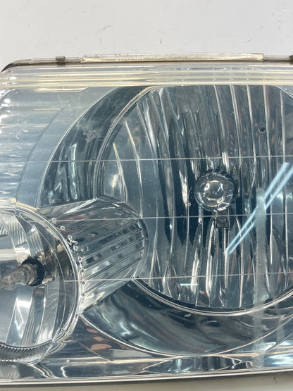 2002-2005 FORD EXPLORER FRONT LEFT DRIVER SIDE HEADLIGHT HEAD LIGHT LAMP OEM