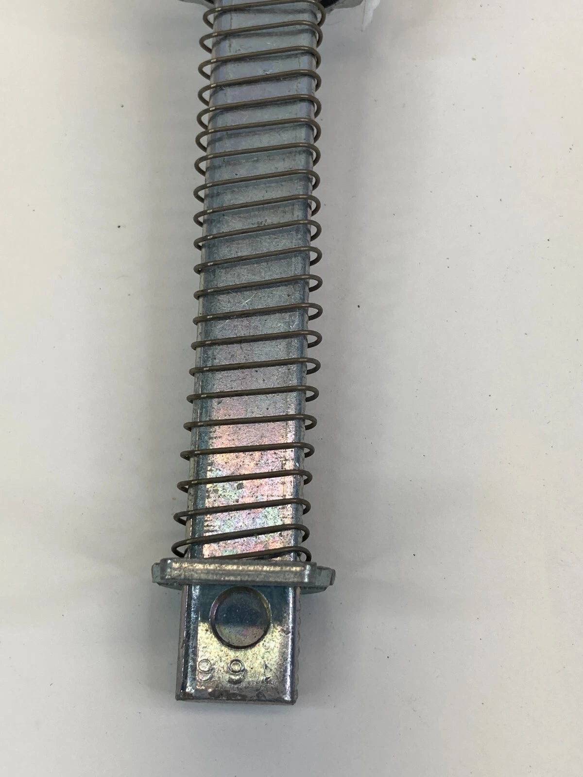 2013-2019 FORD TAURUS FRONT RIGHT PASSENGER SIDE SEAT BELT HEIGHT ADJUSTER OEM