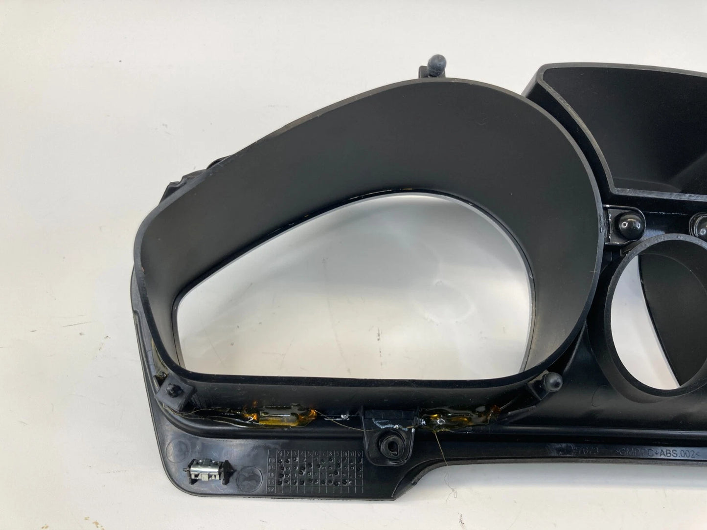2009-2012 CHEVY TRAVERSE DASH CLUSTER SPEEDOMETER BEZEL COVER TRIM 20836170 OEM