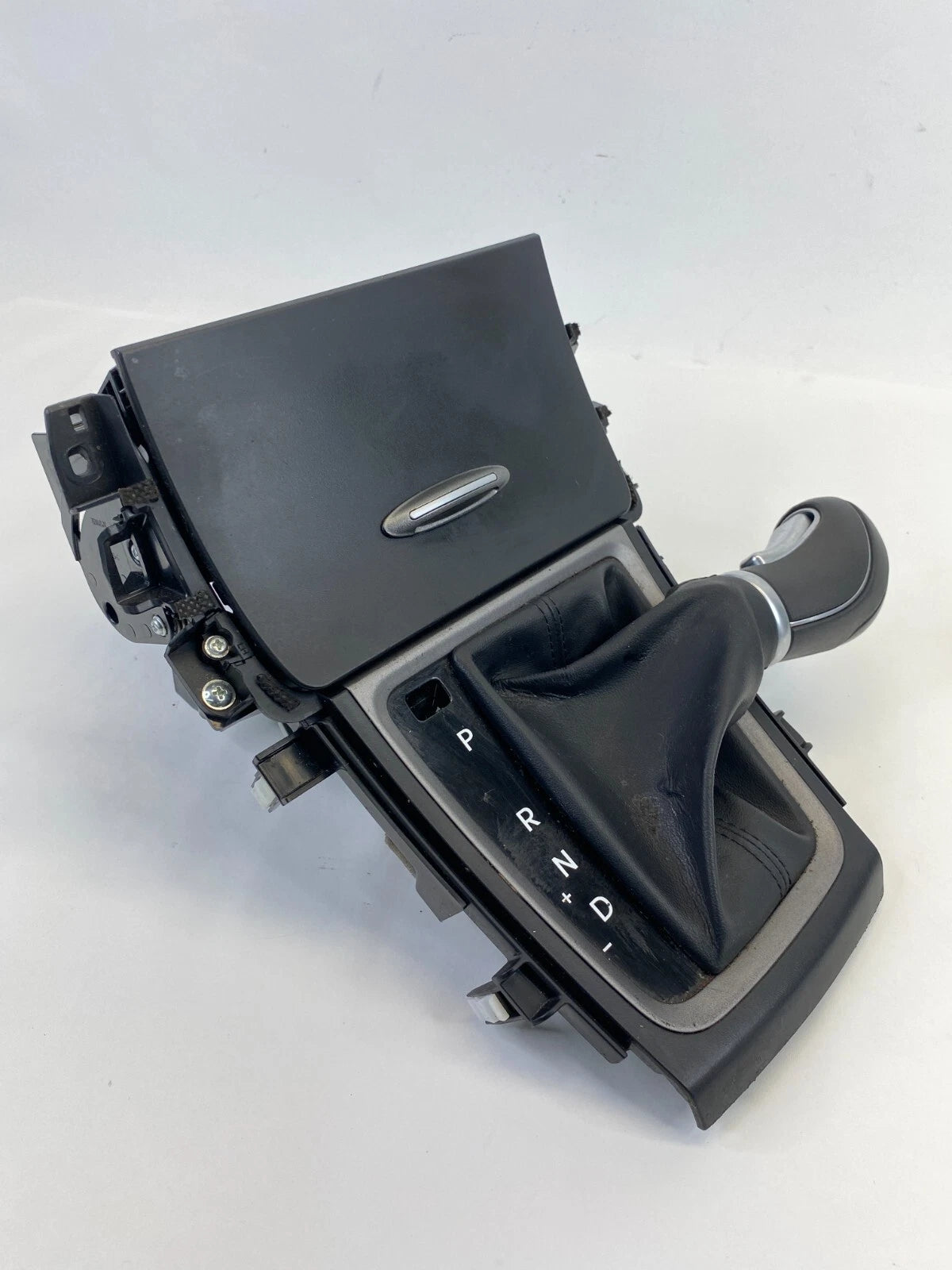 14-16 HYUNDAI ELANTRA MD CENTER CONSOLE UPPER SHIFTER ASSY AT 84651-3XAD1 OEM