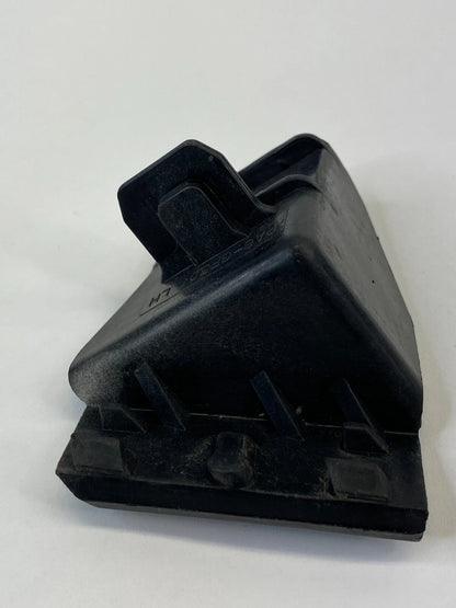2006 2007 2008 HYUNDAI SONATA FRONT LEFT BUMPER UPPER BRACKET MOUNT COVER OEM