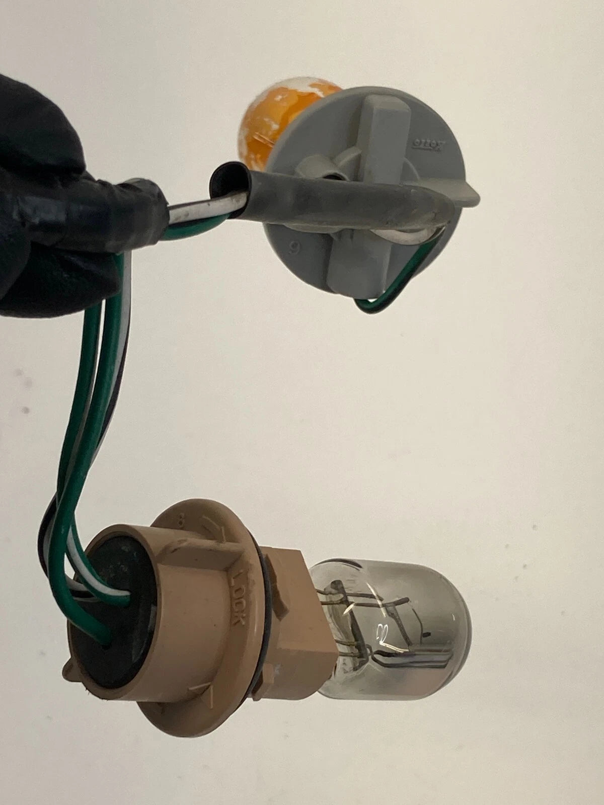 00-03 LEXUS RX300 REAR TAILLIGHT SOCKET WIRE TAIL LAMP LIGHT BULB HARNESS OEM