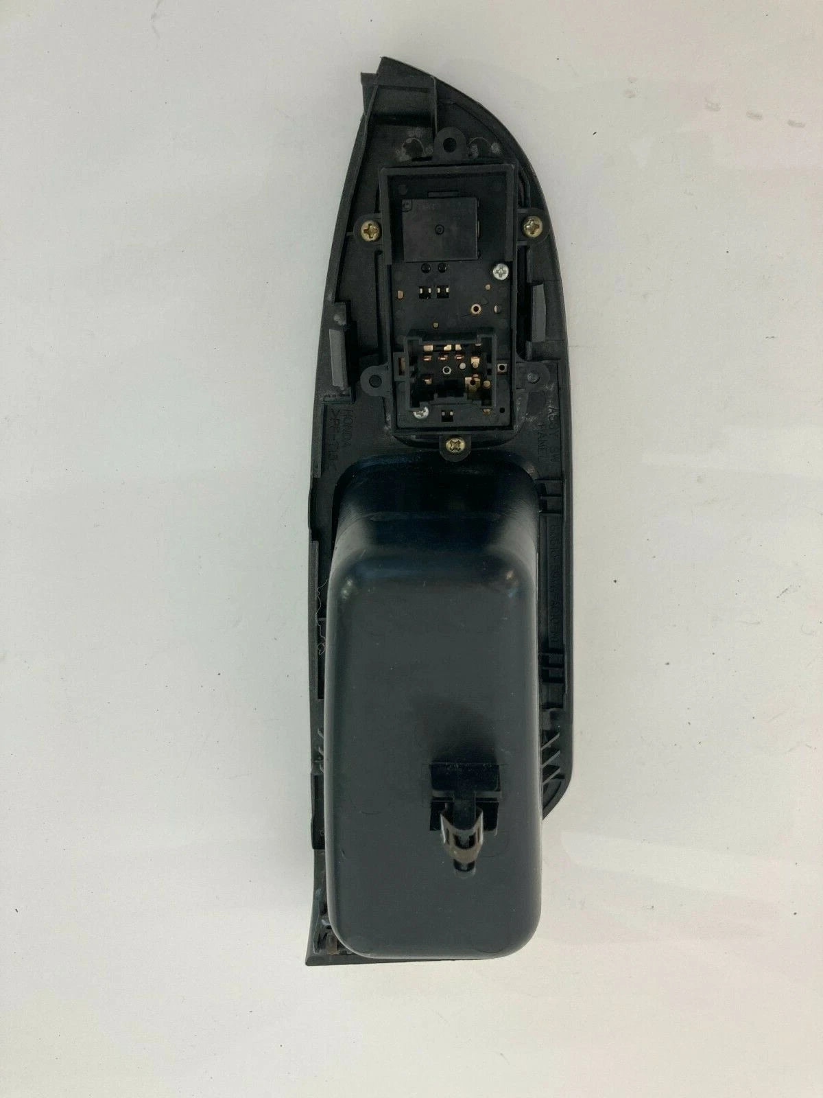 03-05 HONDA PILOT FRONT RIGHT PASSENGER POWER WINDOW SWITCH ASSEMBLY W/ BEZEL