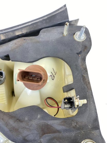 2010 2011 2012 Ford Fusion Sedan Rear Right Side Tail Light Taillight Lamp OEM