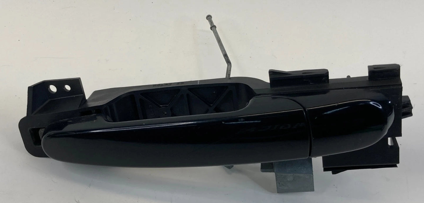 2013-2019 FORD POLICE INTERCEPTOR SEDAN REAR RIGHT SIDE EXTERIOR DOOR HANDLE OEM