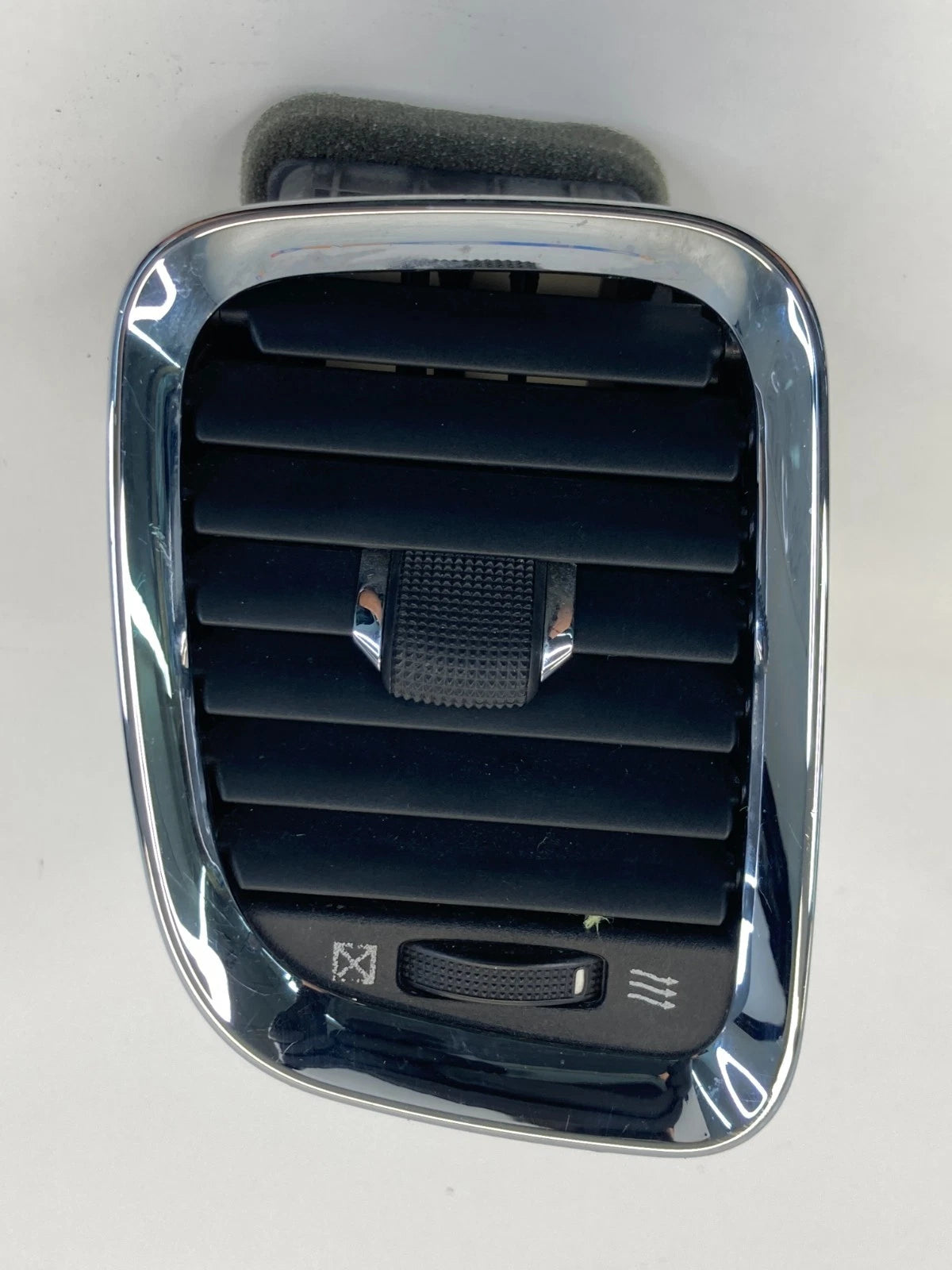 2011-2013 DODGE DURANGO DASH LEFT SIDE HEATER AIR VENT OUTLET GRILLE 00006043-01