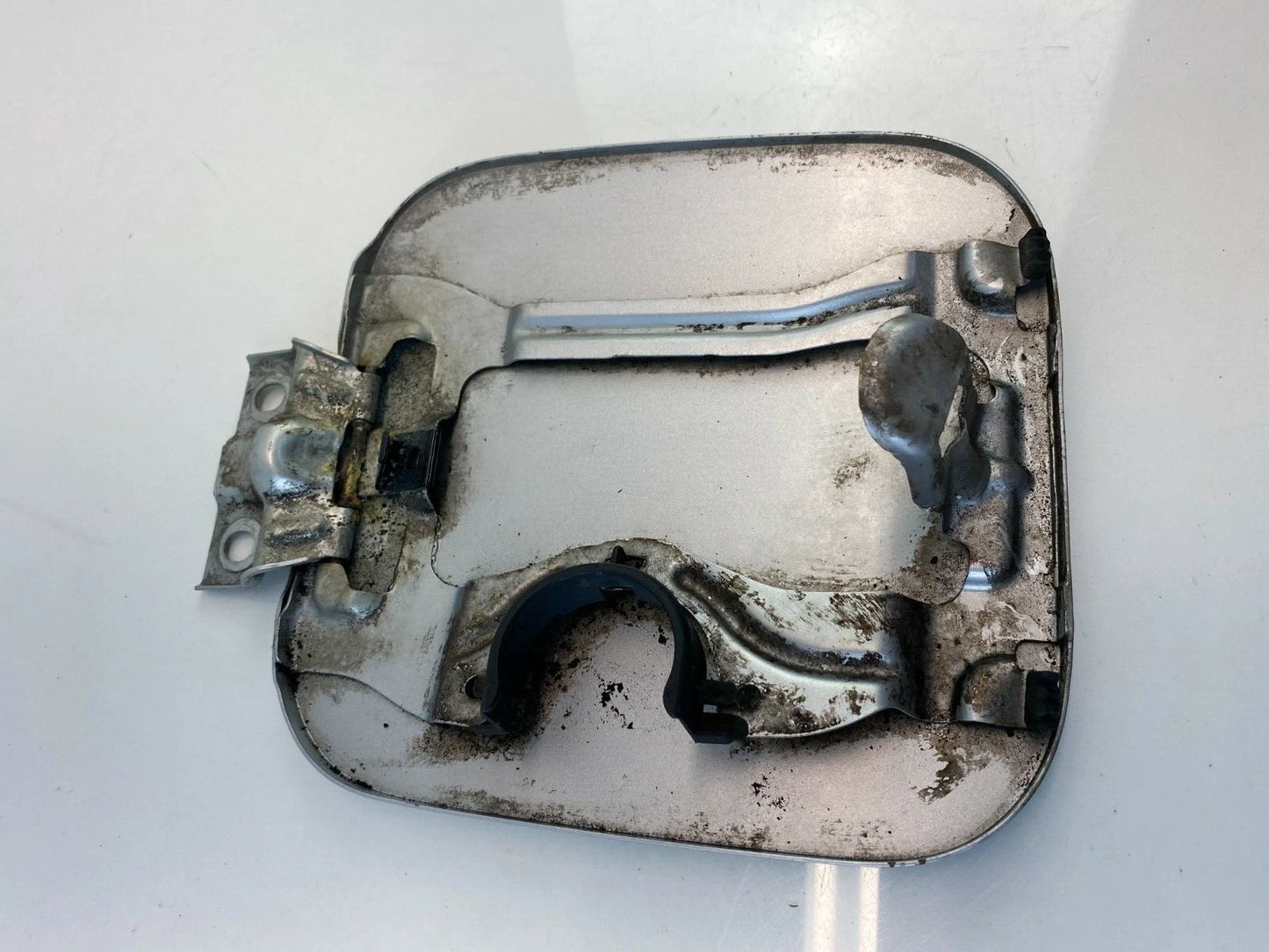1998 1999 2000 2001 2002 HONDA ACCORD SEDAN FUEL FILLER DOOR GAS LID COVER OEM
