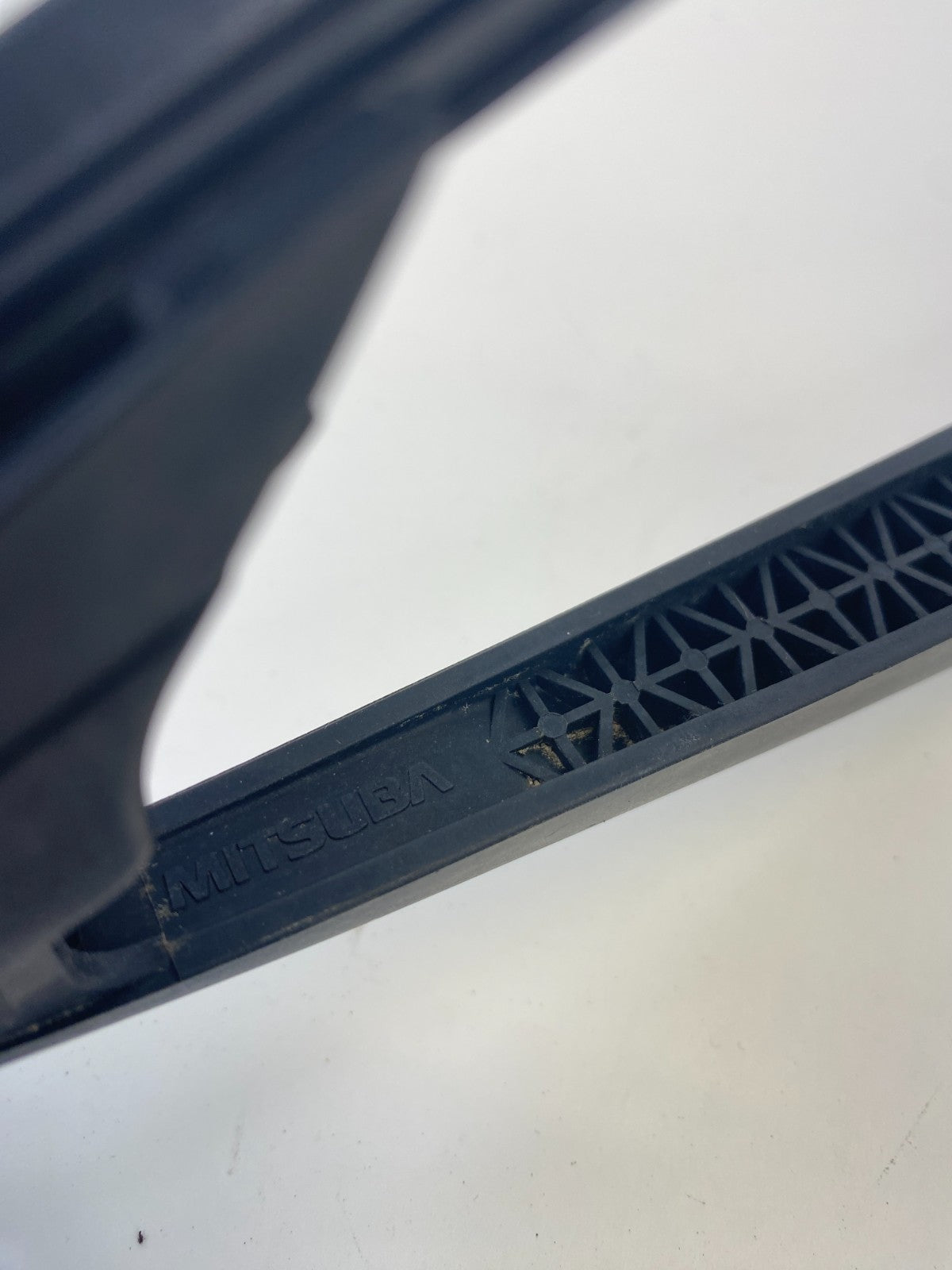 2009-2012 Nissan Murano Rear Windshield Wiper Arm Assembly OEM