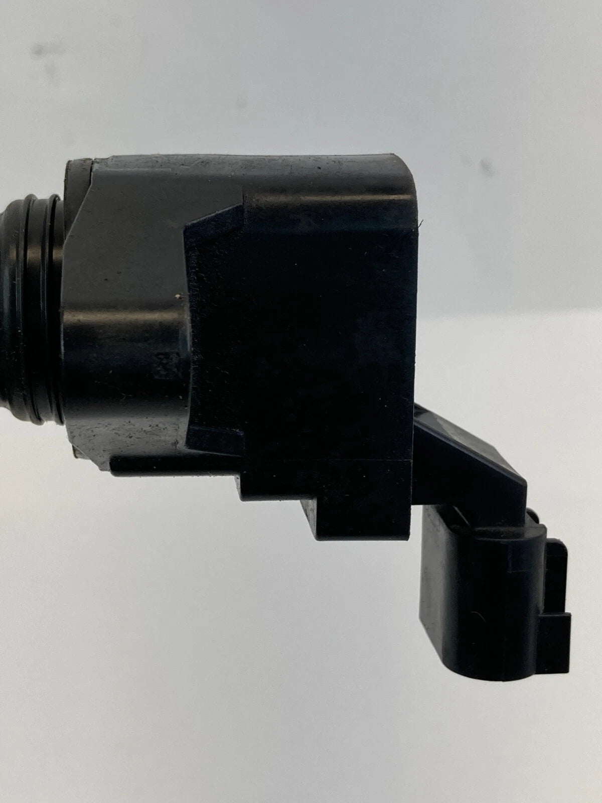 2011-2017 REGAL 2010-2017 EQUINOX 2.4L ENGINE IGNITION COIL IGNITOR 12638824 OEM