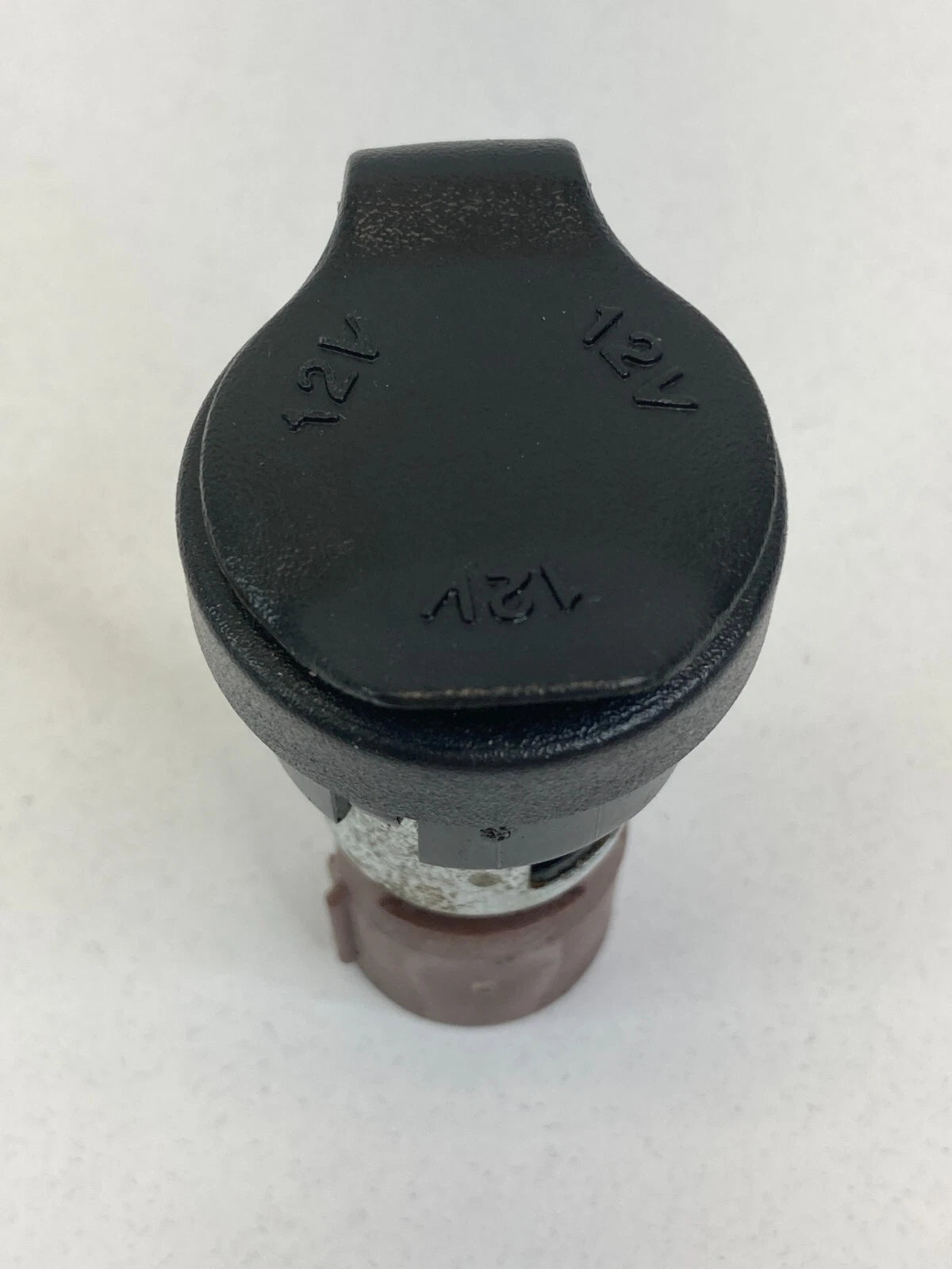 2005 2006 2007 2008 2009 SAAB 9-7X 97X POWER OUTLET LIGHTER 12V SOCKET OEM