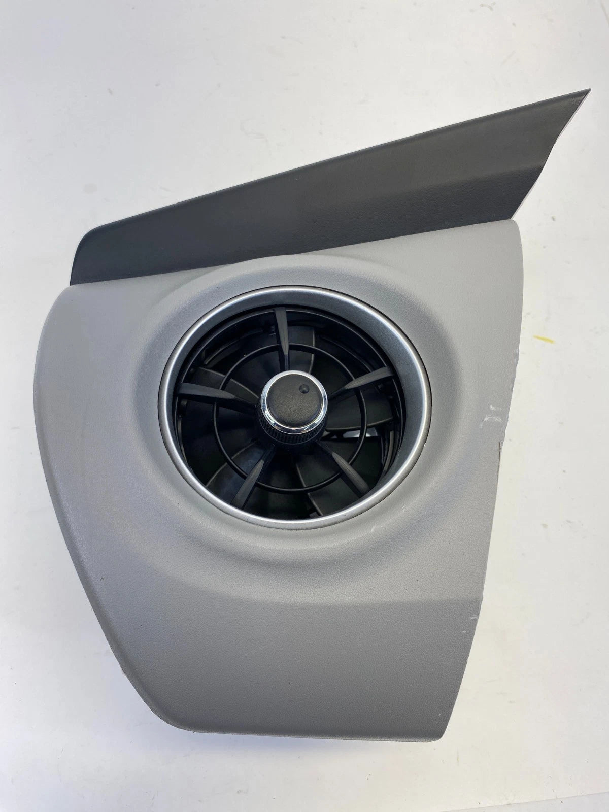 2014-2019 TOYOTA COROLLA LEFT DRIVER SIDE AC AIR VENT ASSEMBLY OEM 55404-02540