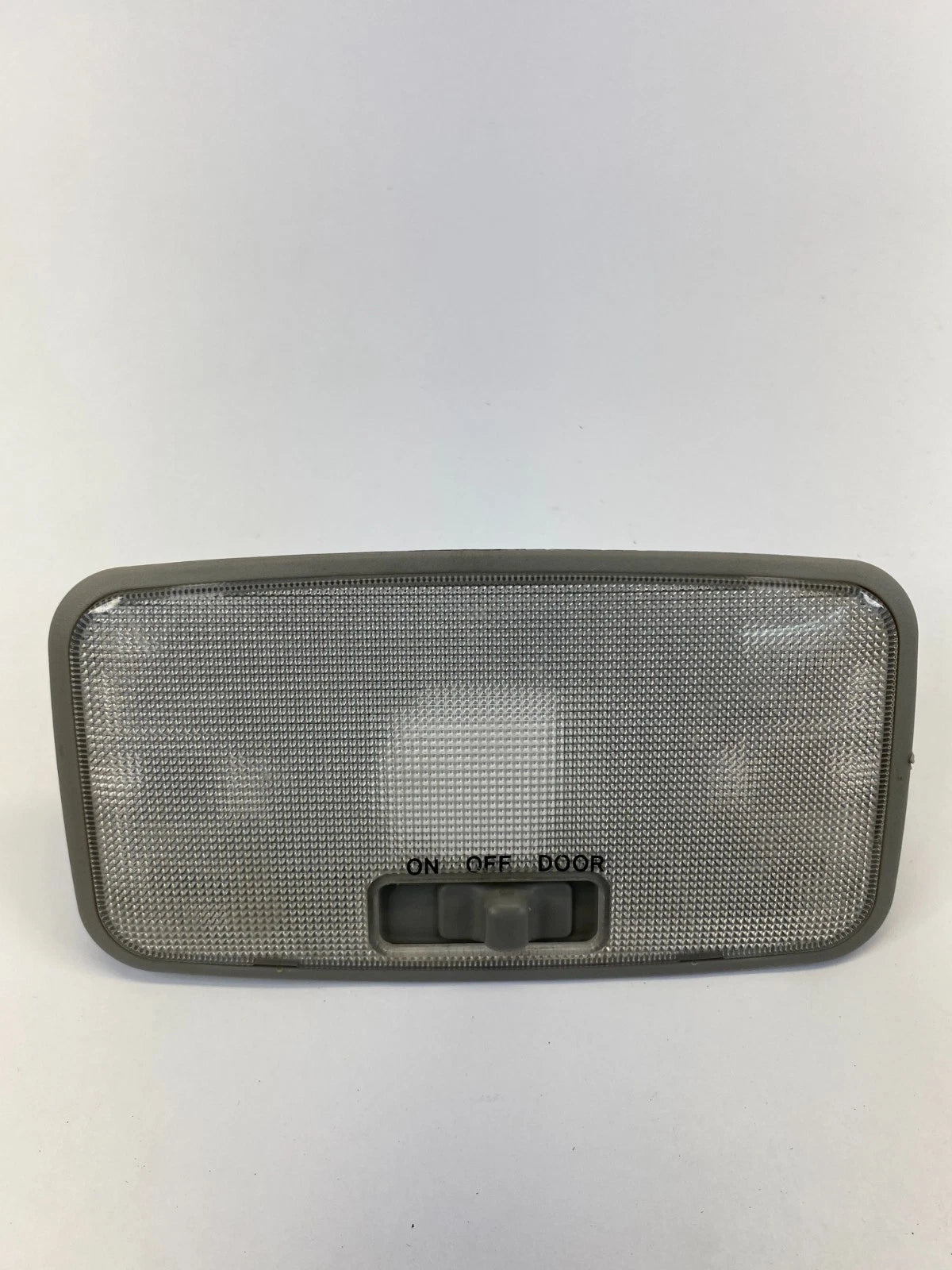 2006-2011 TOYOTA YARIS HATCHBACK CENTER DOME LIGHT LAMP ASSEMBLY OEM