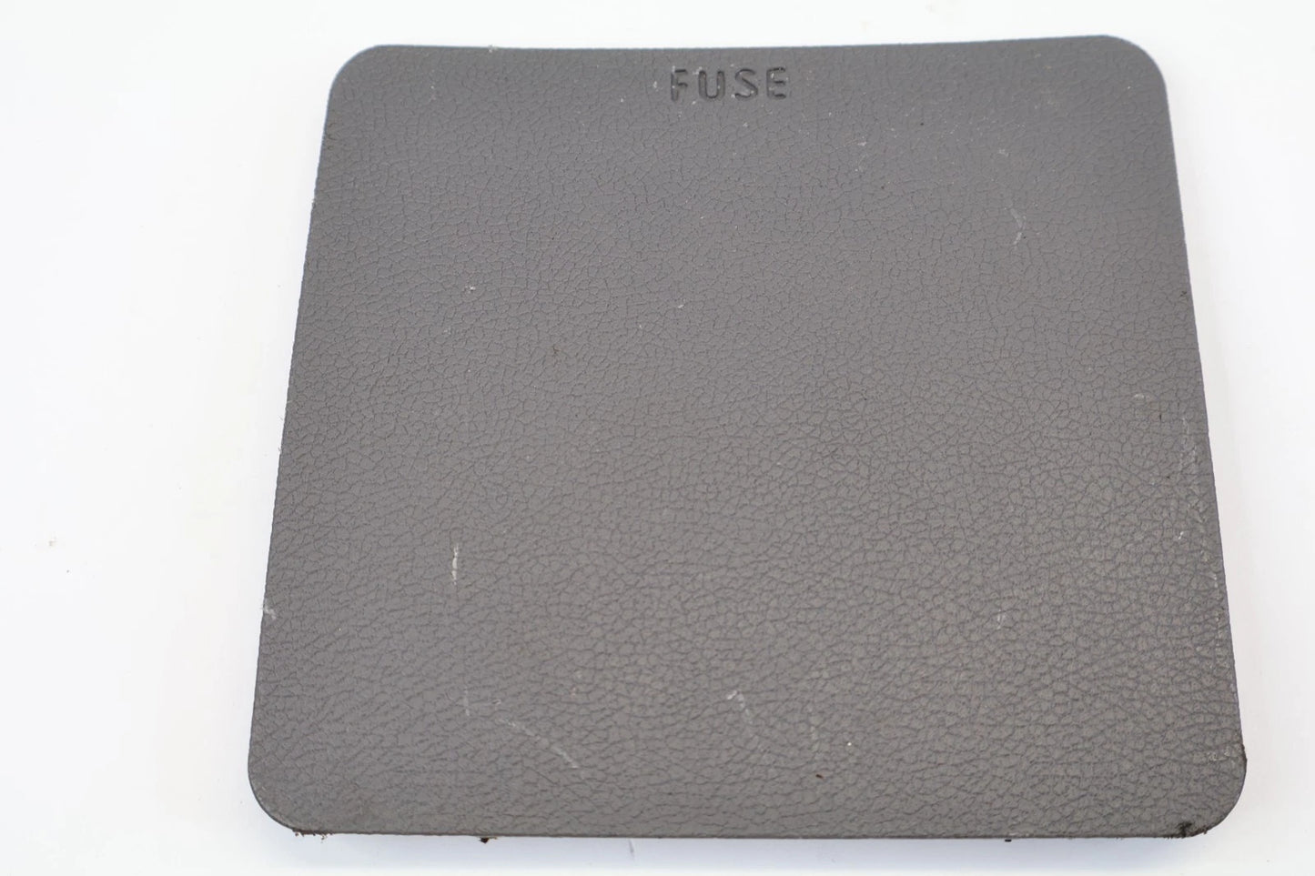 2011-2015 HYUNDAI SONATA LOWER DASHBOARD FUSE BOX LID COVER 84758-3S000 OEM