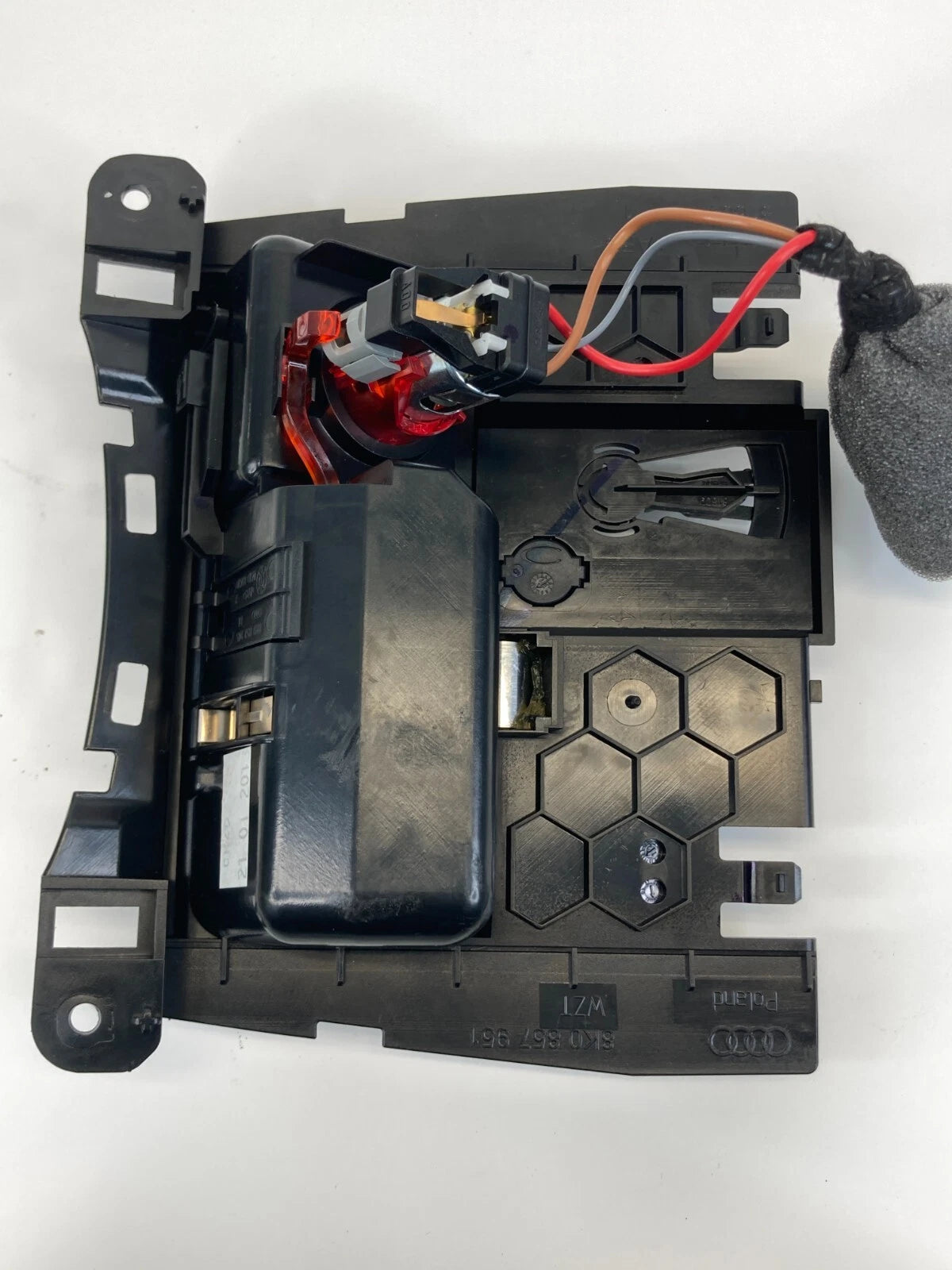 2009-2016 AUDI A4 CENTER CONSOLE POWER OUTLET ASHTRAY COMPARTIMENT STORAGE OEM