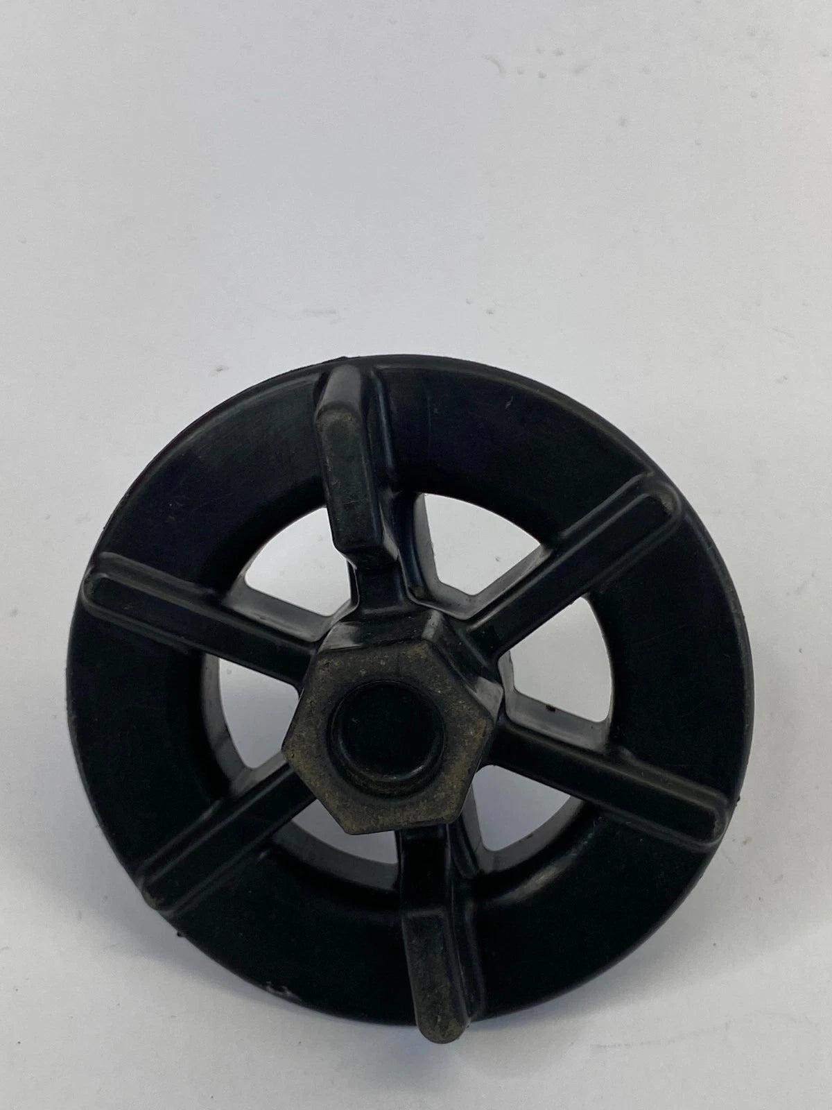 2010-2019 KIA SOUL SPARE TIRE HOLDER DOWN BOLT CLAMP RETAINER ASSEMBLY OEM