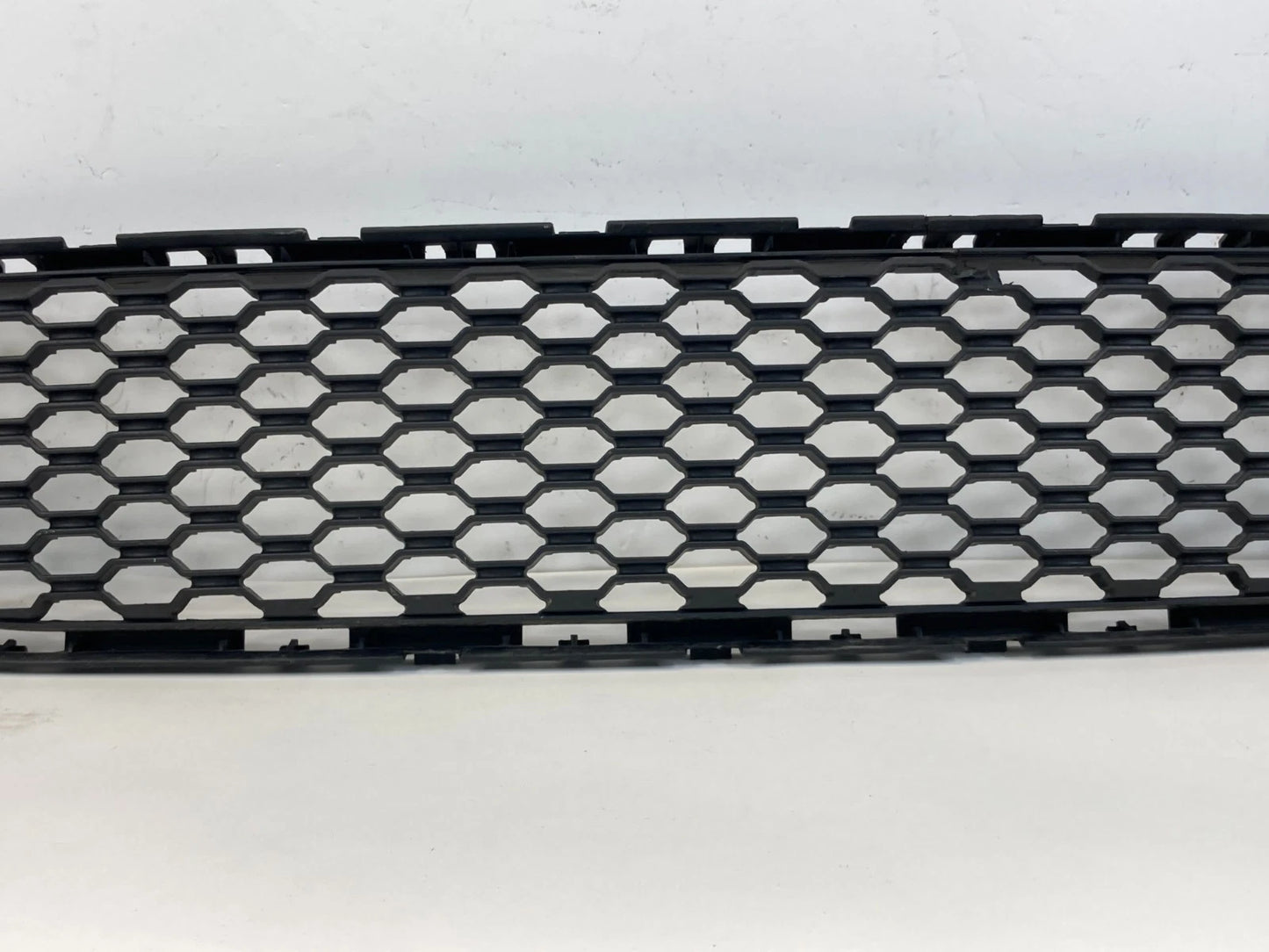 2013-2016 Dodge Dart Front Bumper Center Lower Grill Grille Assembly 68081409AA