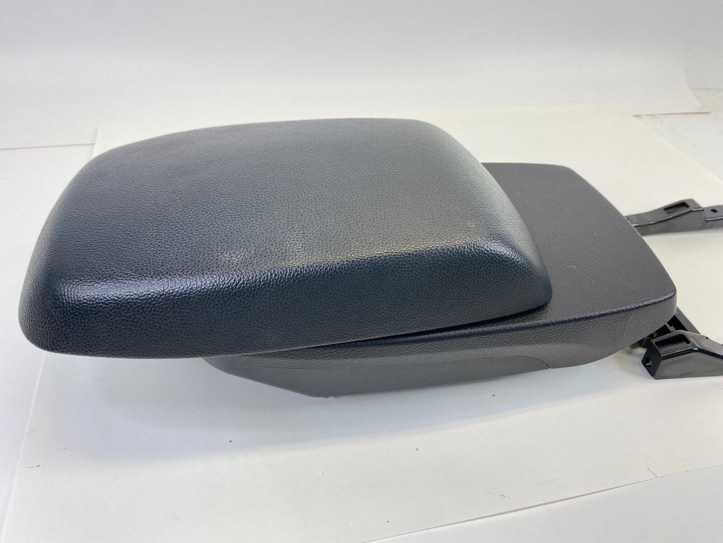 13-17 Hyundai Elantra GT Center Console Arm Rest Lid Cover w/ Sliding Armrest
