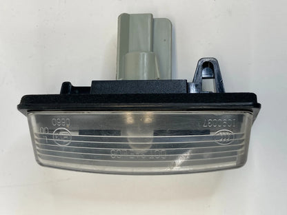 2014-2015 NISSAN ROGUE SELECTED REAR TRUNK LICENSE PLATE LIGHT LAMP ASSEMBLY OEM