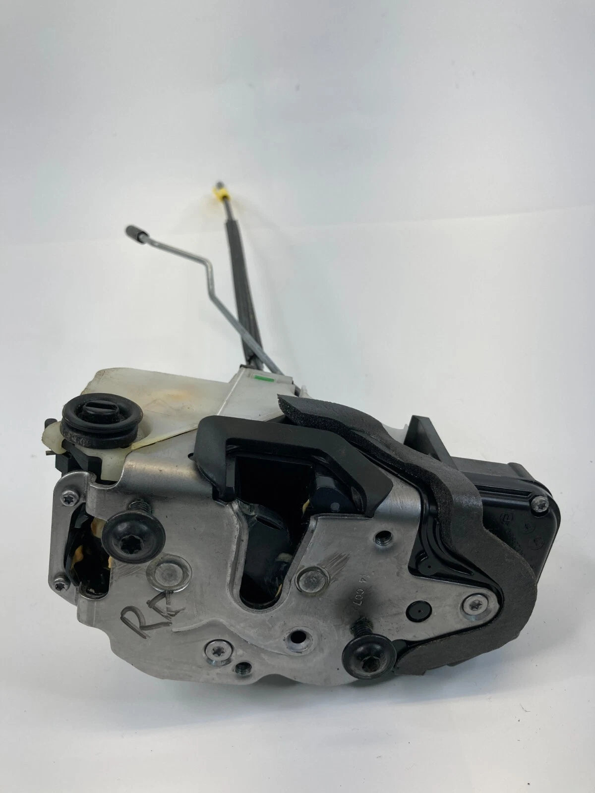 2013-2015 CHEVROLET CRUZE REAR RIGHT DOOR LOCK LATCH CABLE ACTUATOR OEM 13579566