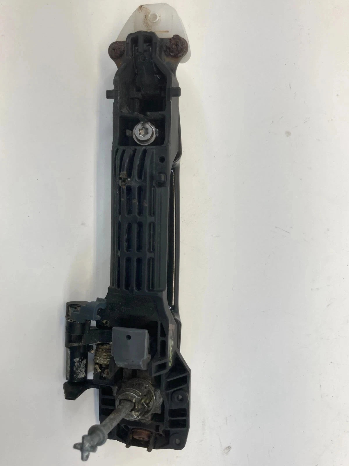 2004-2009 TOYOTA PRIUS FRONT LEFT EXTERIOR DOOR HANDLE WITH KEY CYLINDER OEM