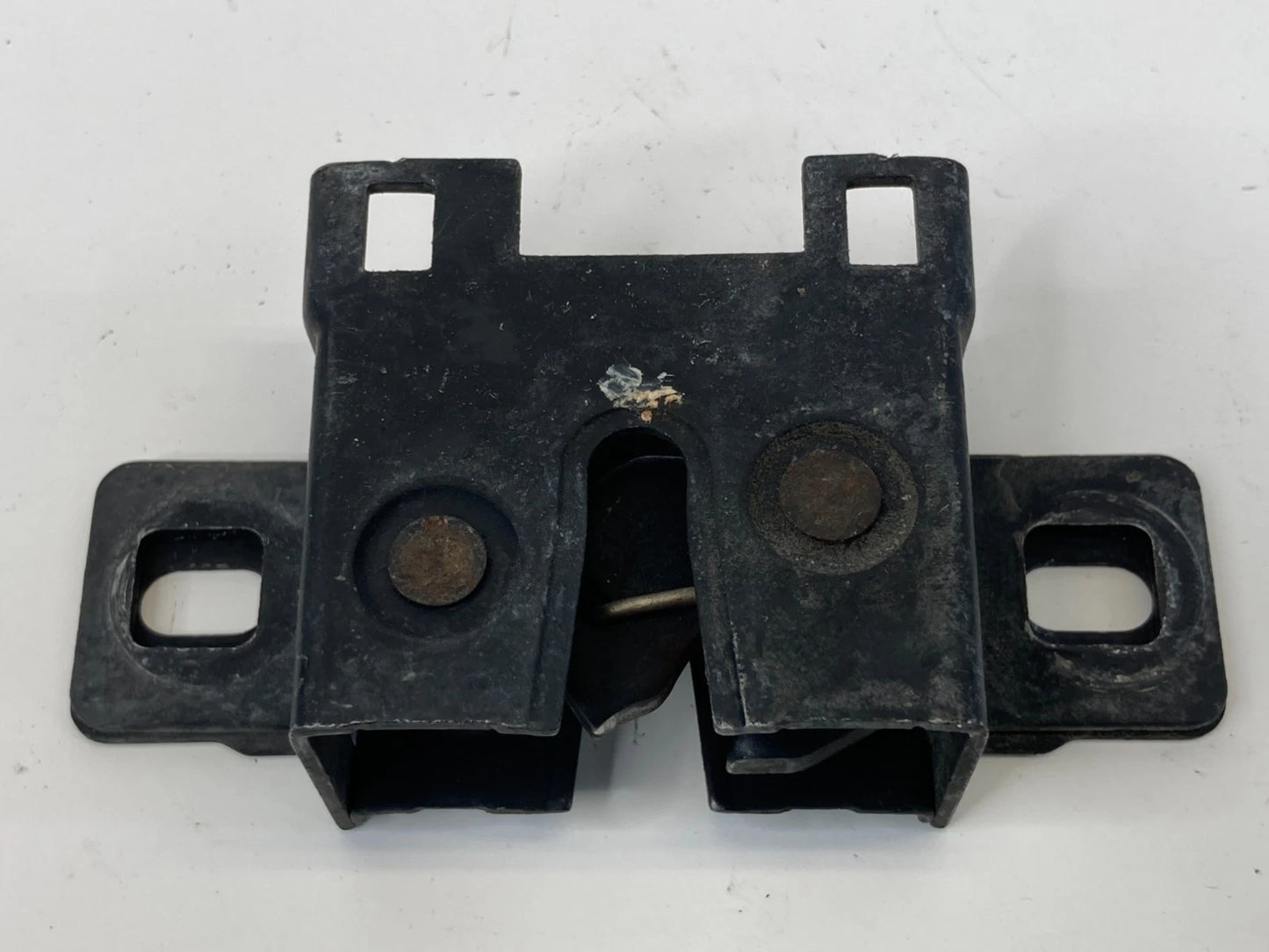 2008-2012 Land Rover LR2 Front Hood Lock Latch Release Actuator OEM