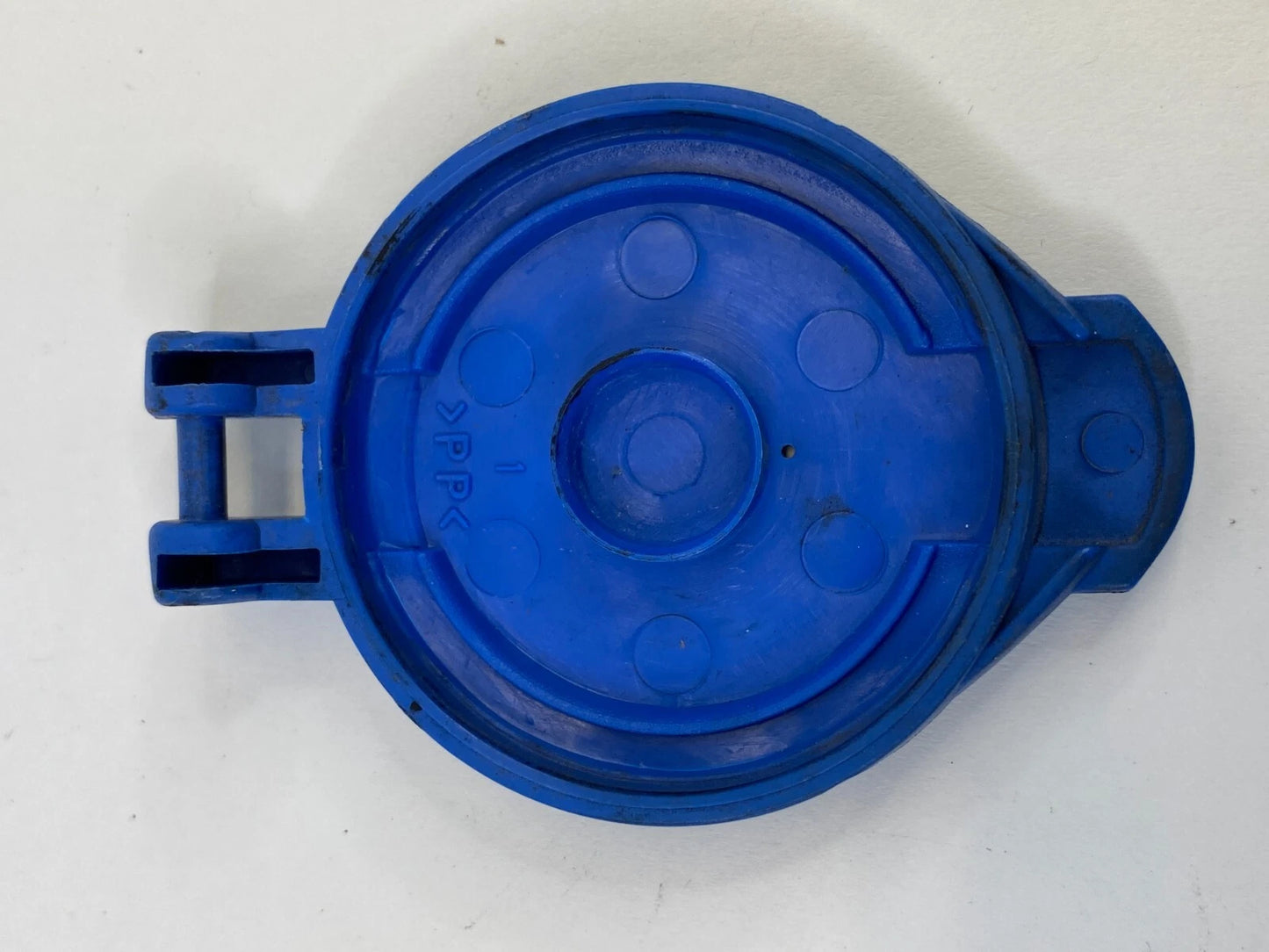 2007-2012 HYUNDAI SANTA FE WINDSHIELD WIPER WASHER RESERVOIR FLUID CAP OEM