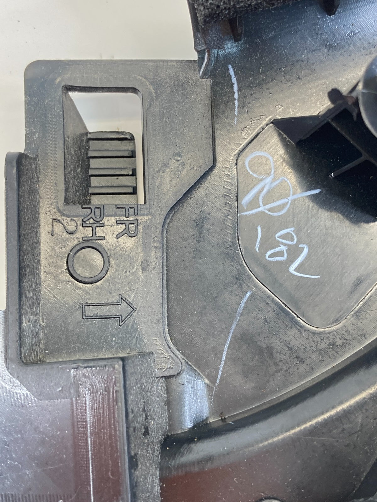 13-18 Nissan Altima Sedan Right Passenger Interior Door Mirror Cover 80292-3TA0A