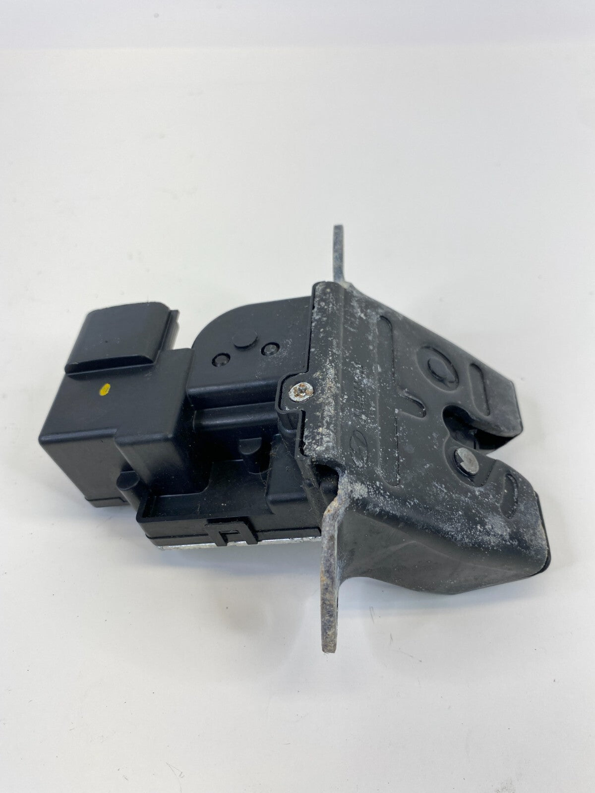 2013-2017 Hyundai Elantra GT Rear Trunk Lid Lock Latch Actuator Assembly OEM