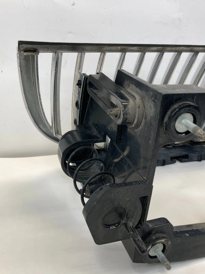 1998-2002 LINCOLN TOWN CAR FRONT UPPER GRILLE CHROME W/ EMBLEM XW13-8200-BA OEM