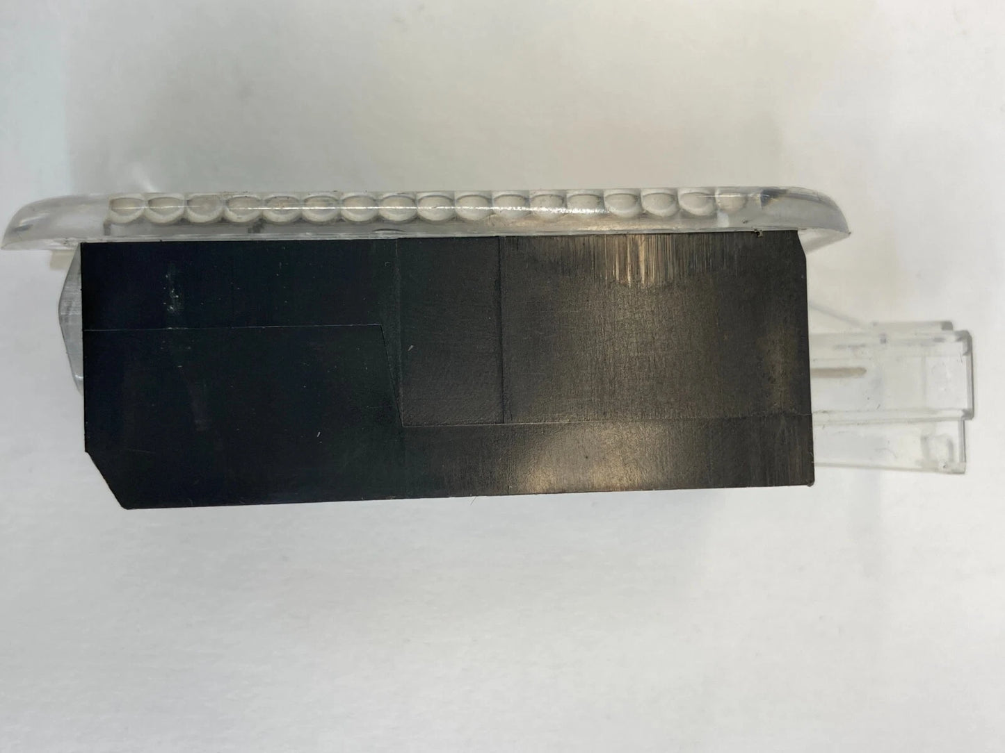 06-18 AUDI A6 GLOVE BOX INTERIOR COURTESY LIGHT LAMP 4E0-947-415 OEM