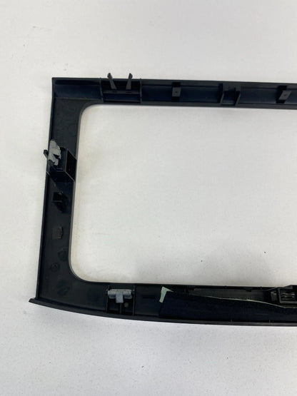 2006-2010 VW VOLKSWAGEN PASSAT INSTRUMENT PANEL DASH RADIO BEZEL TRIM SURROUND