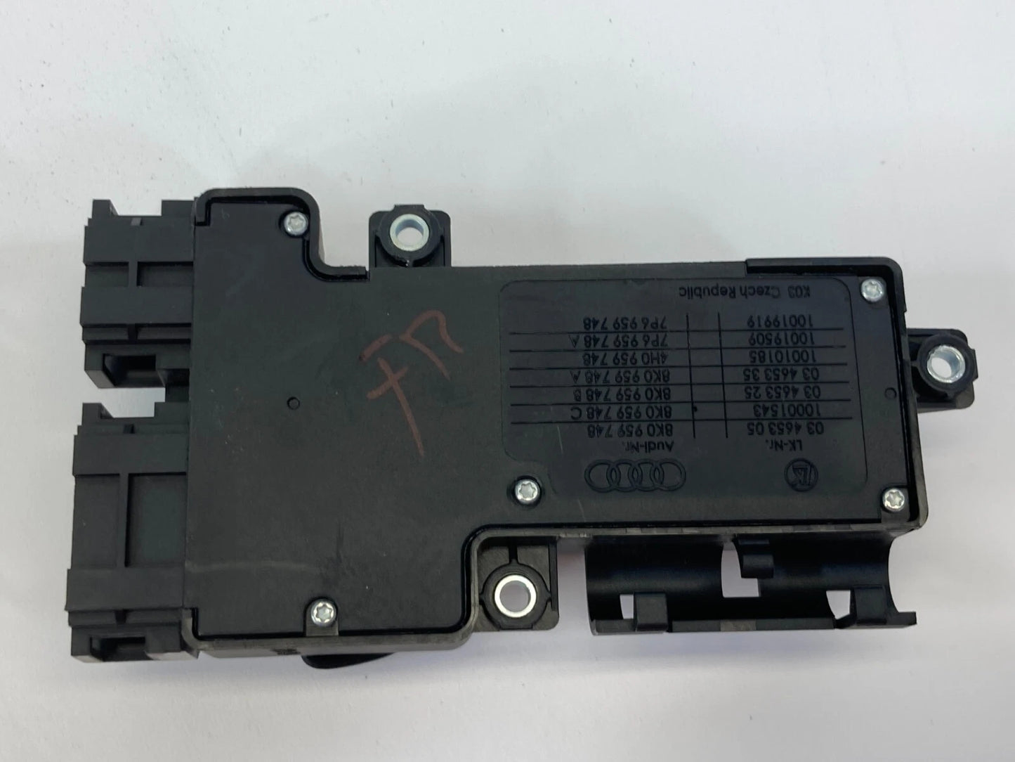 2009-2017 VOLKSWAGEN CC FRONT RIGHT POWER SEAT ADJUSTER SWITCH 8K0-959-748 OEM