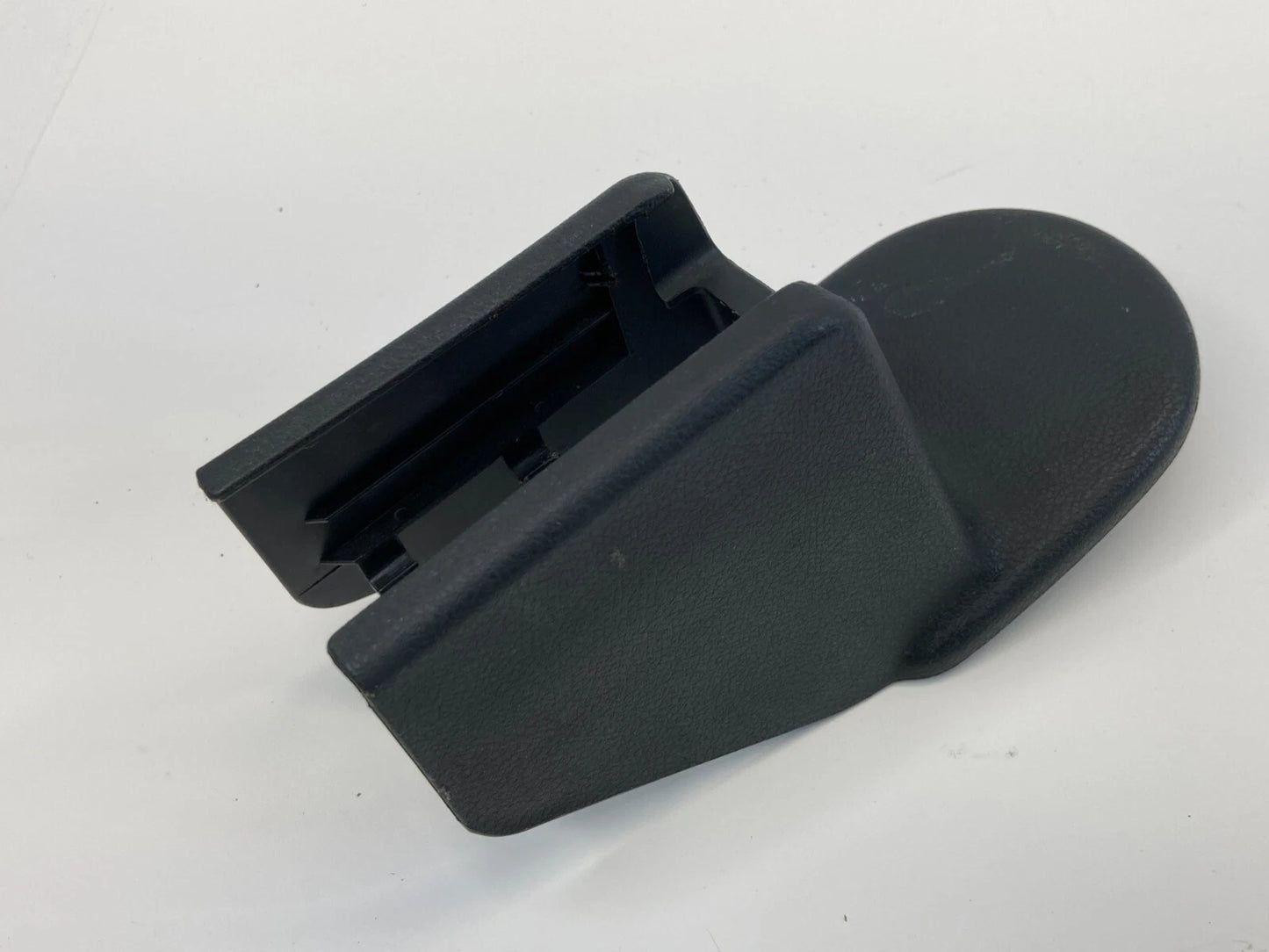 2007 2008 07 08 ACURA RDX FRONT LEFT SEAT REAR INNER BOLT COVER TRIM 81106STK