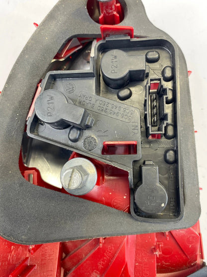 2011-2014 VOLKSWAGEN JETTA TAILLIGHT INNER REAR RIGHT PASSENGER SIDE OEM FACTORY