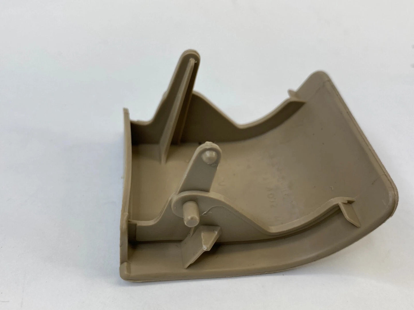 03-07 HONDA ACCORD SEDAN REAR CHILD RESTRAINT ANCHOR PLATE CAP 84512SDAA012M1
