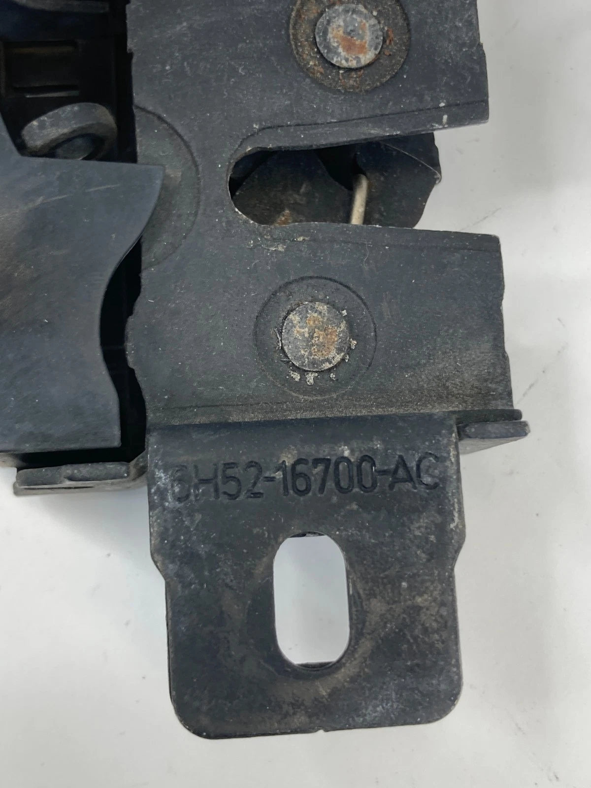 2008-2012 LAND ROVER LR2 HOOD LOCK LATCH RELEASE ACTUATOR OEM