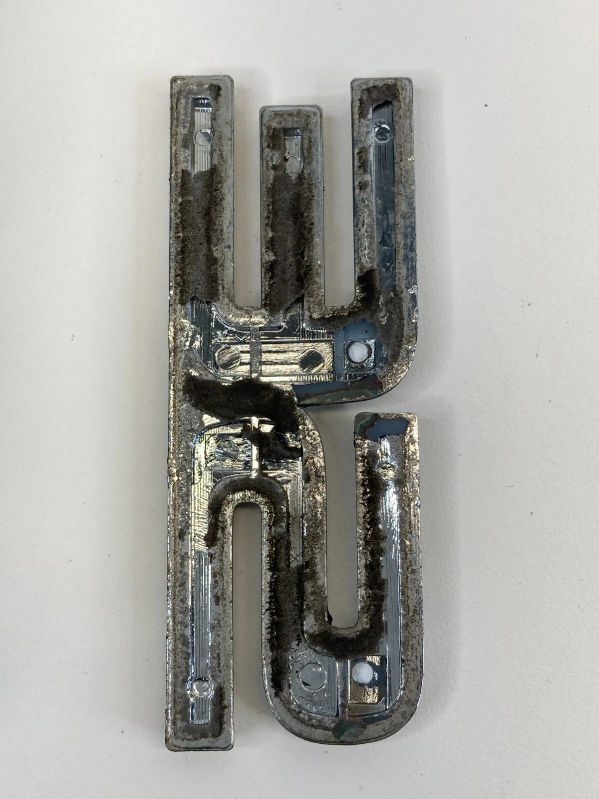 1999-2004 NISSAN PATHFINDER REAR SIDE EMBLEM LOGO BADGE SYMBOL NAMEPLATE SE OEM