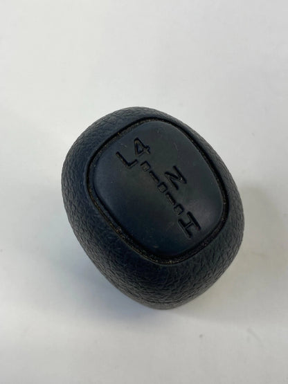 2001-2004 TOYOTA SEQUOIA AUTOMATIC TRANSMISSION SHIFTER LEVER KNOB HANDLE OEM