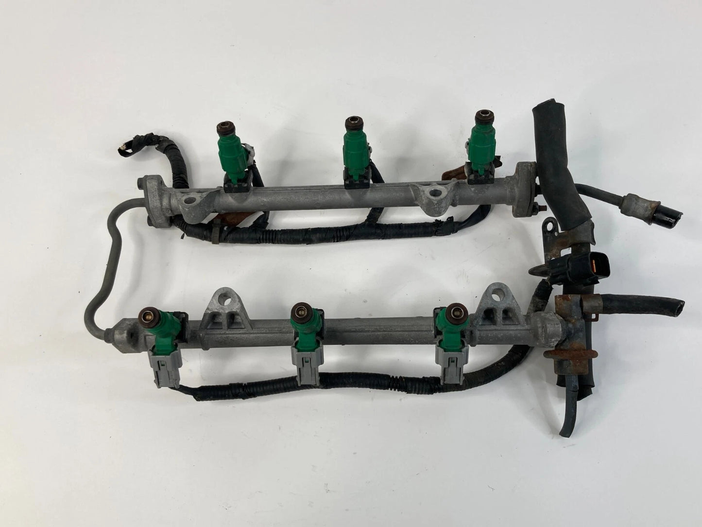 2002-2005 HYUNDAI SONATA 2.7L V6 FUEL INJECTORS WITH DELIVERY RAIL SET OEM