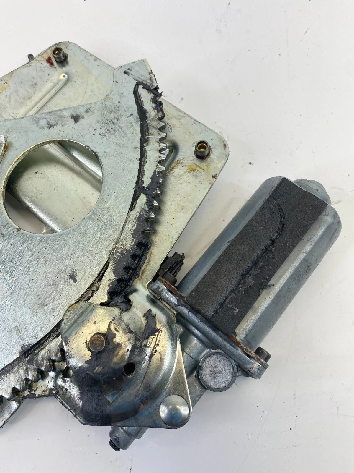 1994-2004 CHEVY S10 BLAZER SONOMA FRONT LEFT DRIVER POWER WINDOW REGULATOR MOTOR