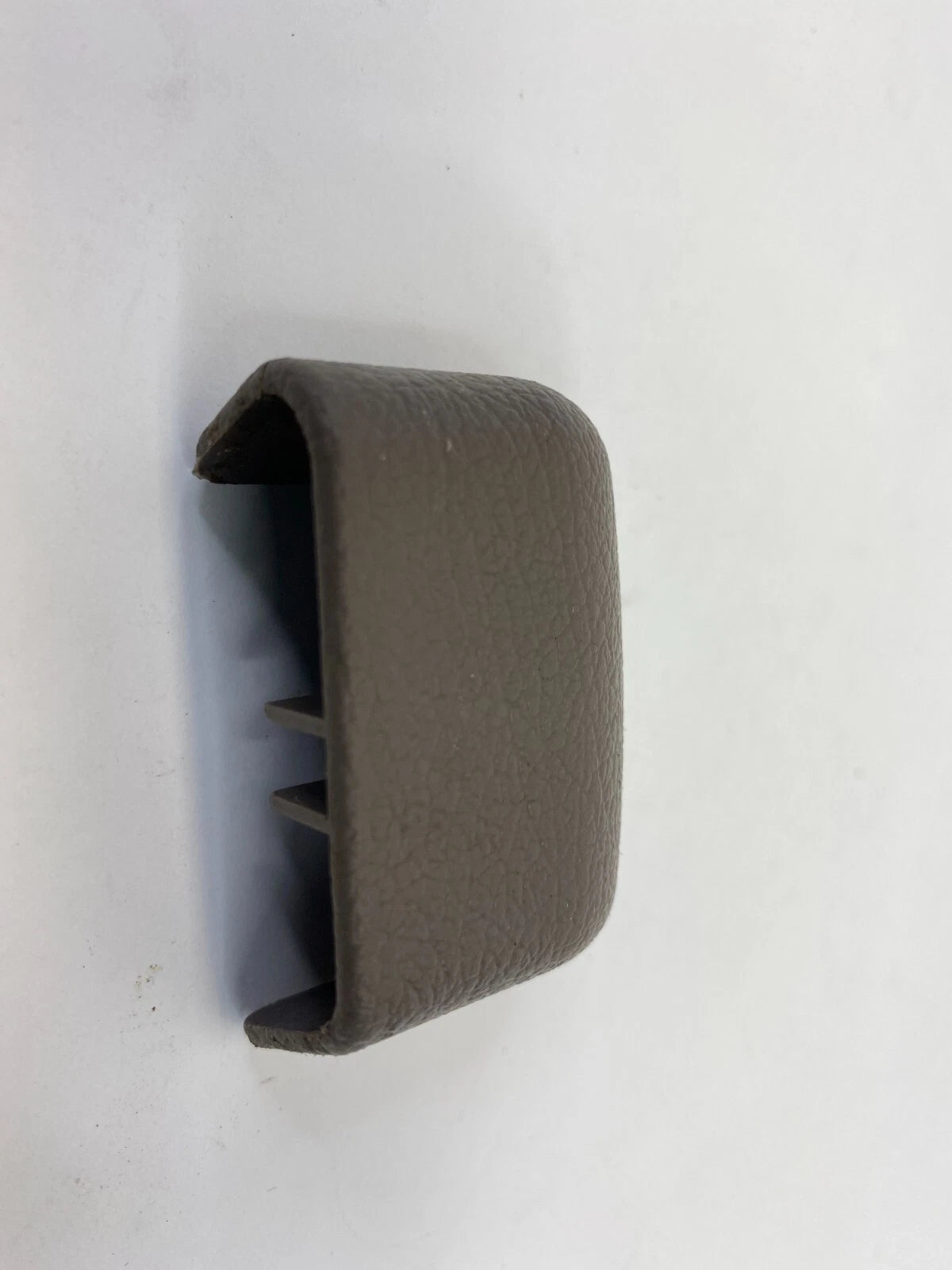 1996 1997 TOYOTA 4RUNNER FRONT RIGHT PASSENGER SIDE TRACK END COVER TRIM OEM