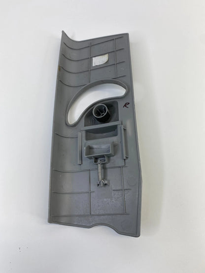 2007-2009 HYUNDAI SANTA FE RIGHT SIDE SEAT BELT HEIGHT ADJUSTER COVER RH OEM