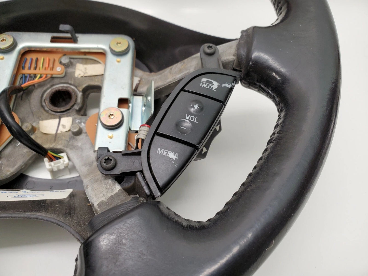 2003-2006 LINCOLN LS STEERING WHEEL LEATHER WOOD GRAIN W/ RADIO CONTROLS OEM