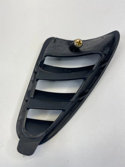 2004-2008 MAZDA 3 MAZDA3 RIGHT SIDE UPPER DASH AC AIR VENT DEFROSTER GRILLE TRIM